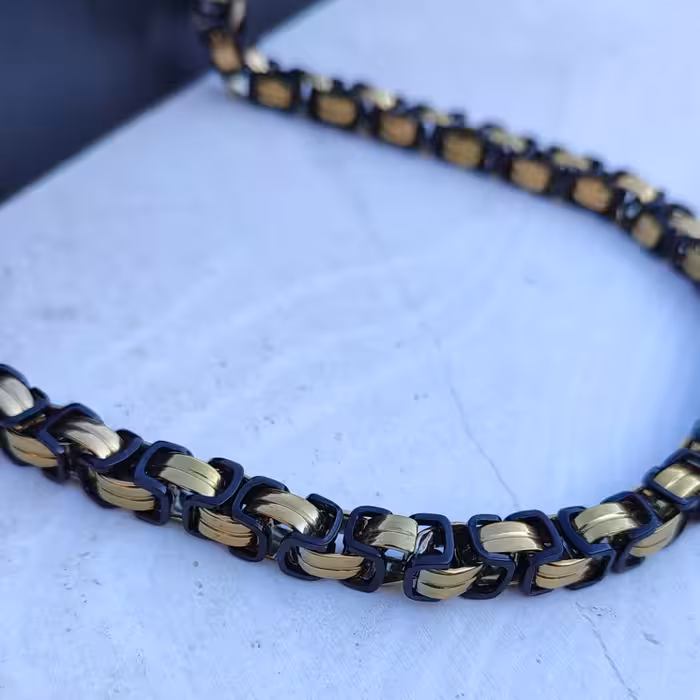 زنجیر بیزانس مردانه 8 میل طلایی مشکی