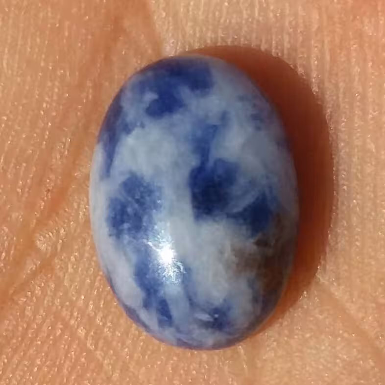 نگین سنگ سودالیت طبیعی خوش تراش و خوش رنگ کد 9893