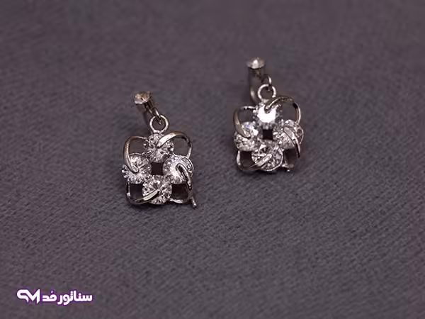 گوشواره استیل آویز نگین دار G5053
