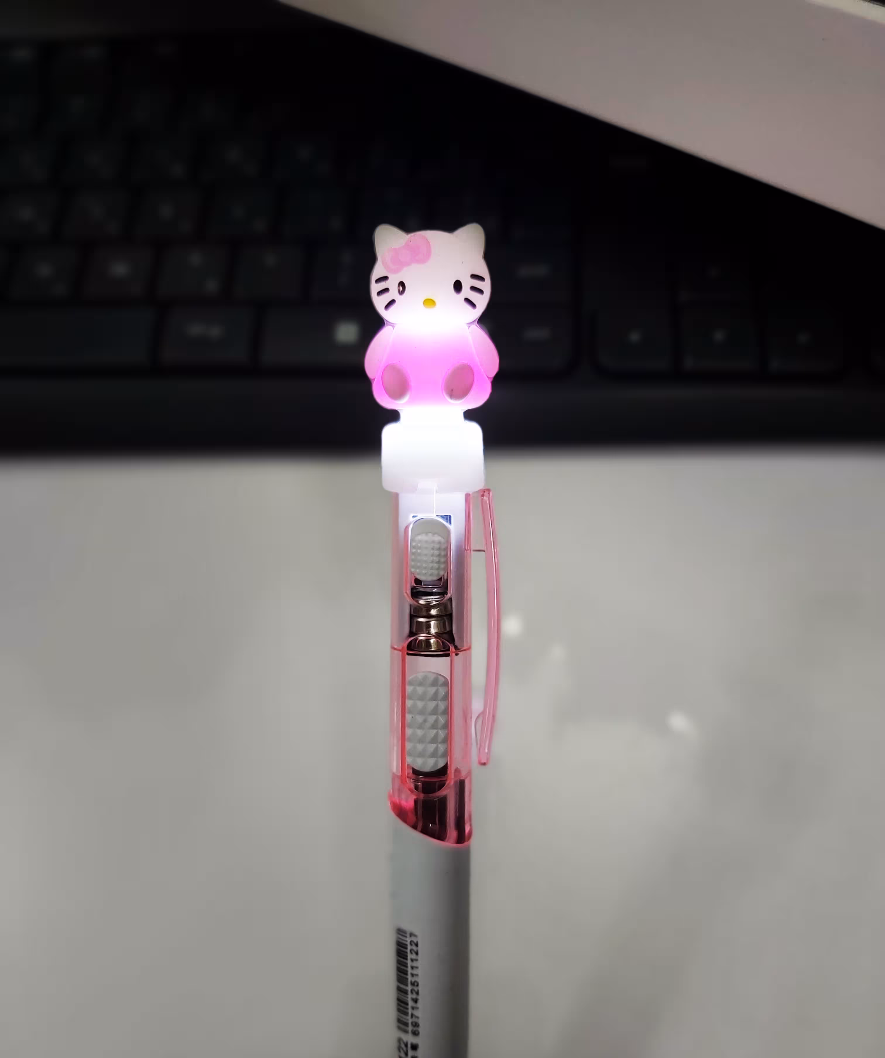 خودکار چراغ دار طرح کیتی