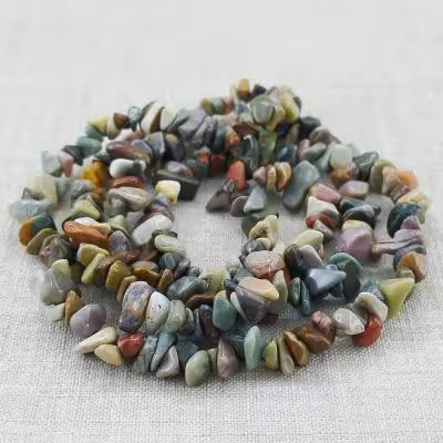 ریسه سنگ جاسپر سرخپوستی شکسته (طول ریسه 40 سانتیمتر است)