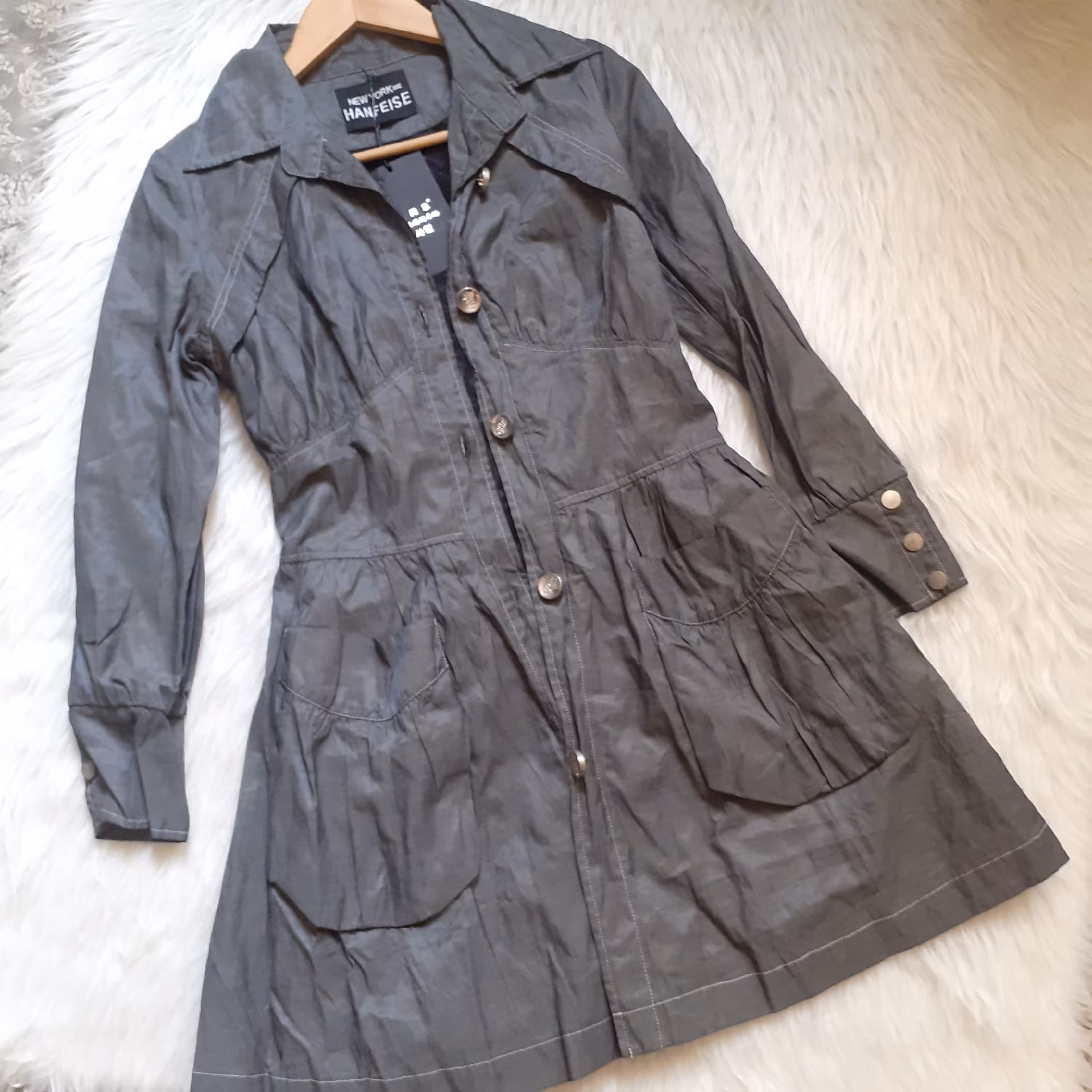  پالتو ضخیم آستردار  وارداتی مناسب سایز 36 بلندی لباس86سانت پهنای لباس 44سانت