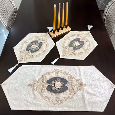 ست رومیزی 4 تکه صفاهوم مدل مخمل گل برجسته