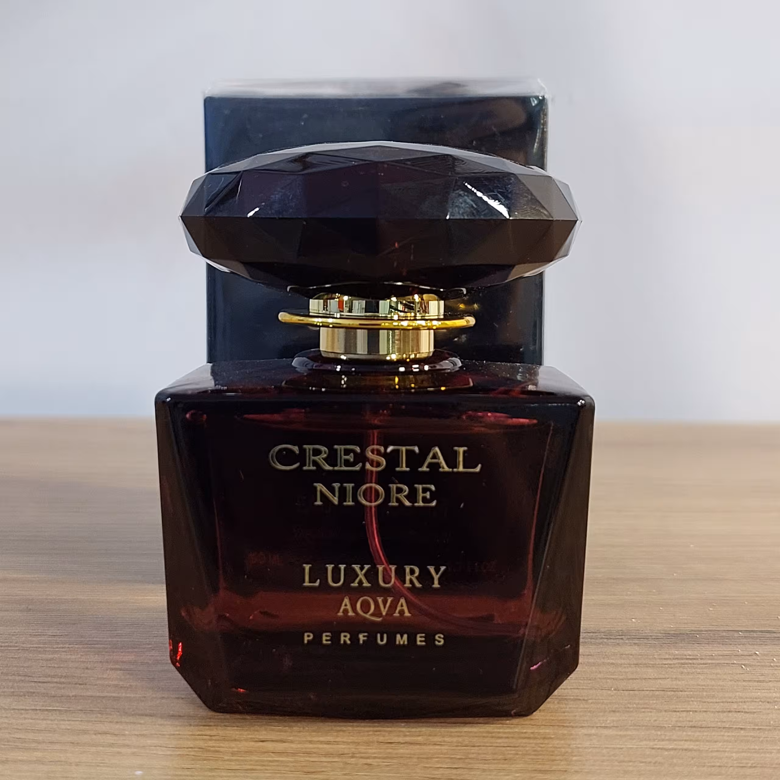 عطر و ادکلن ورساچه کریستال نویر لاکچری آکوا | Versace Crystal Noir Luxury Aqvaحجم 50 میل