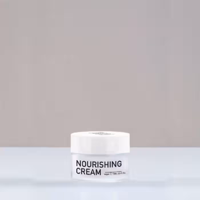 کرم مغذی و آبرسان عمیق 15میلی لیتر  ام بی کی