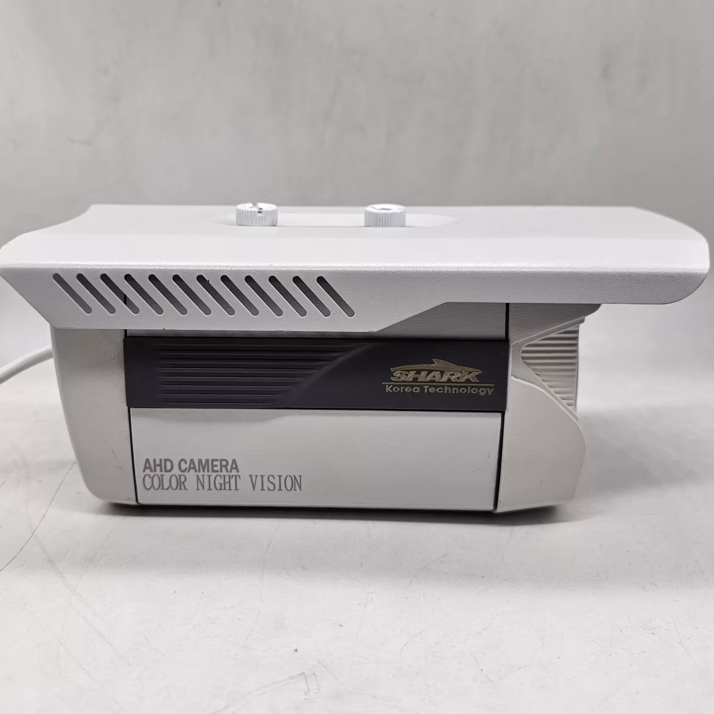 دوربین مداربسته شارک مدل Warm light SH-4050FTL5MP