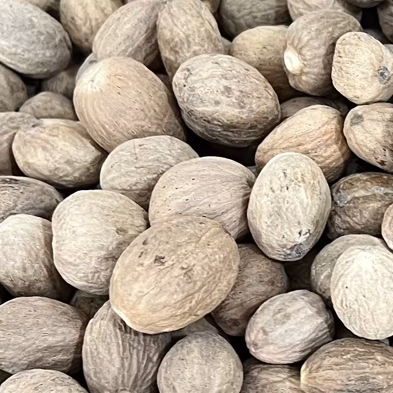 جوز هندی درجه یک درشت  (100گرمی)از عمده فروشی ادویه کیامد