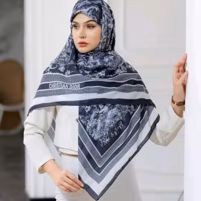 روسری نخی اعلا، قواره 130، کد V745
