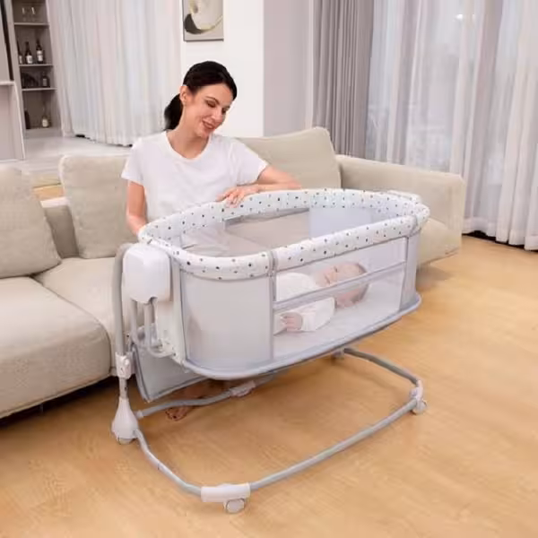 گهواره برقی و تخت کنار مادر ماستلا