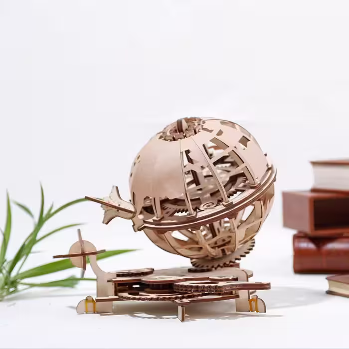پازل چوبی مکانیکی کره در حال چرخش
