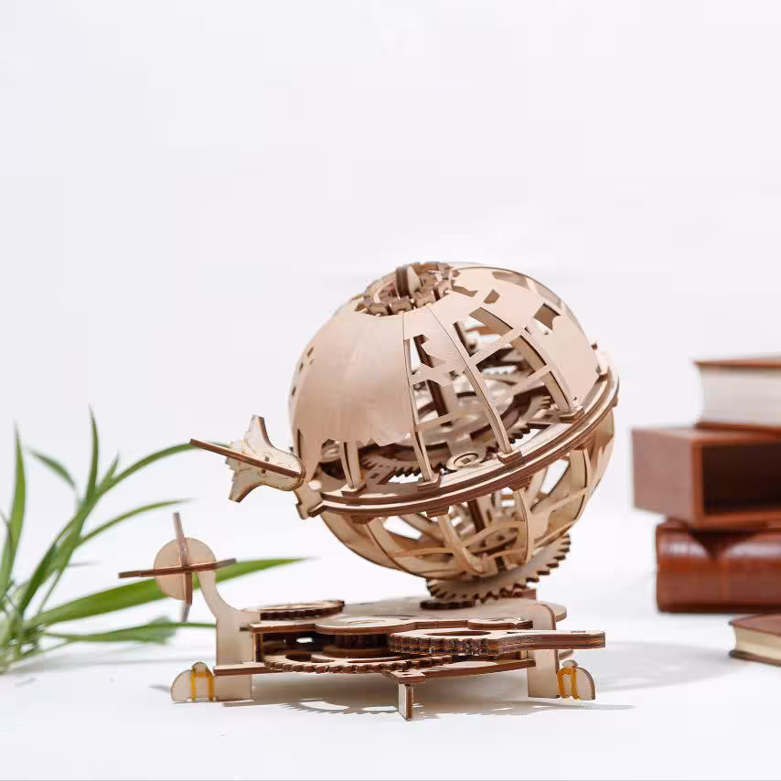 پازل چوبی مکانیکی کره در حال چرخش