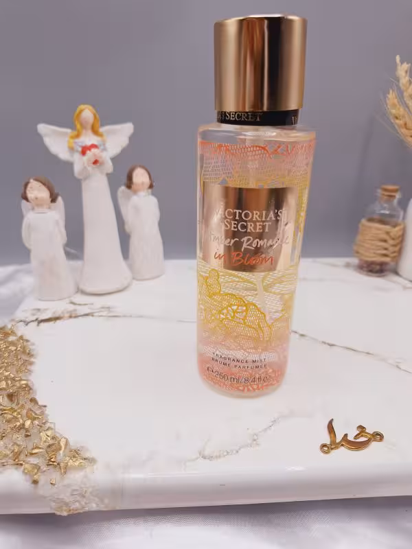بادی اسپلش مدل Amber Romance حجم 250 میل برند ویکتوریا سکرت