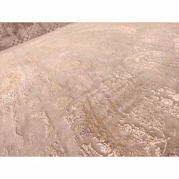  فرش ماشینی زمرد مشهد طرح کهنه نما مدل AN007 زمینه بژ 