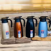 فلاسک مدل QC02 طرح پنگوئن گنجایش 2 لیتر(دارای رنگبندی)