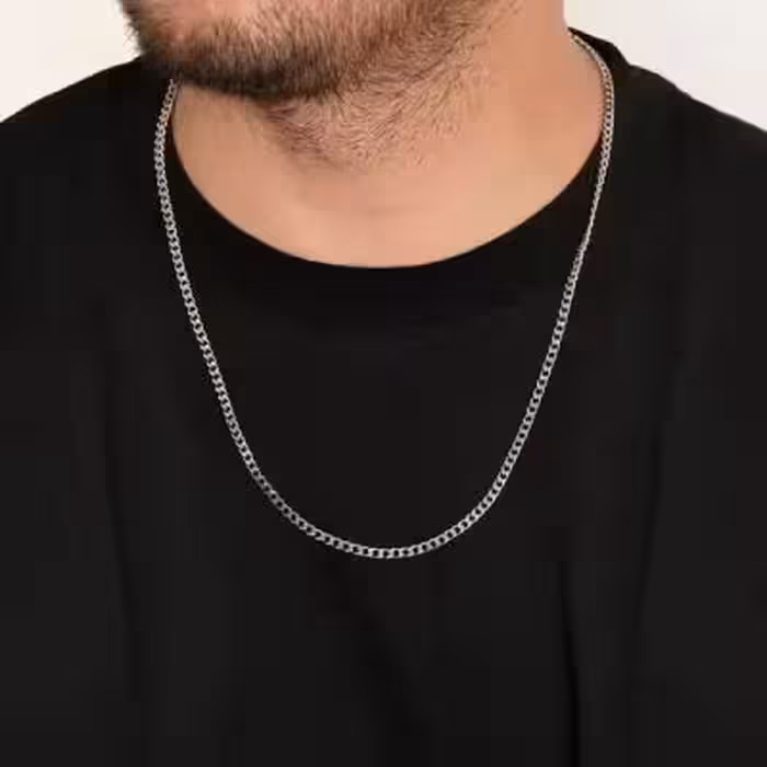 زنجیر کارتیر مردانه ظرافت و استایل در یک قاب.