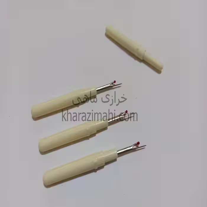 بشکاف کوچک دسته کرم