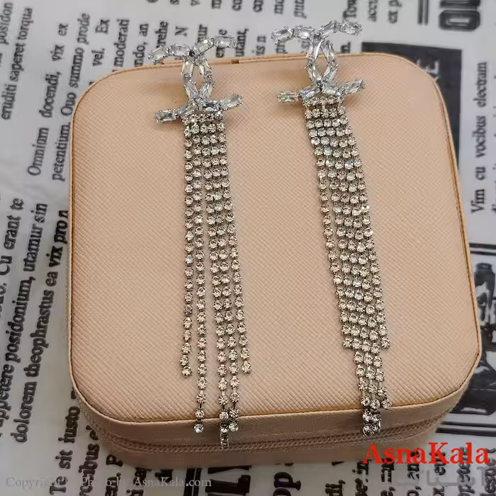 گوشواره جواهری مدل آویز نگیندار رنگ نقره ای کد GSH152129W