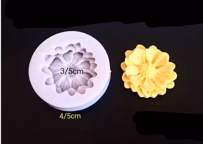 مولد گل داوودی کوچک