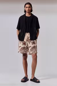 پیراهن بلوز دکمه دار مردانه یقه مناسب است H&M