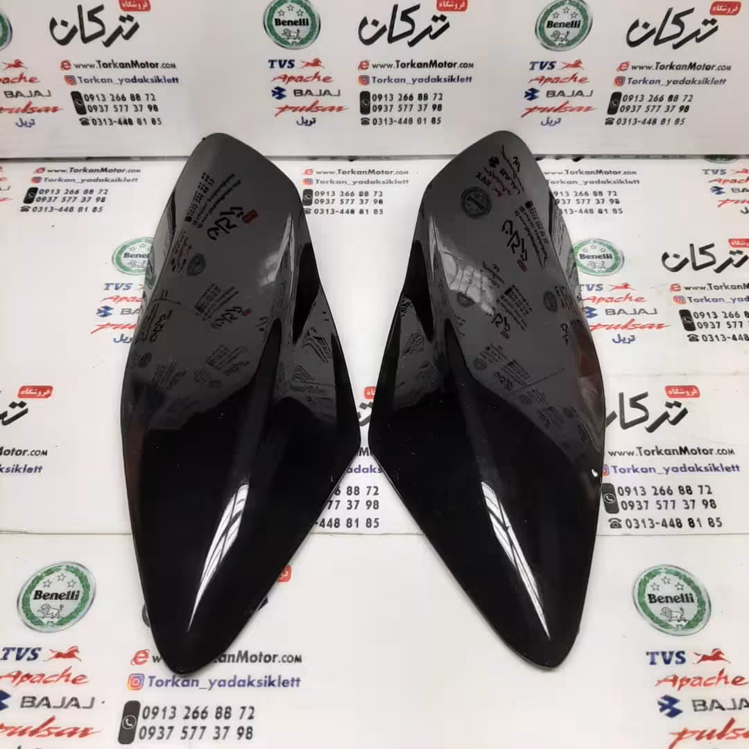 قاب ( فلاپ ) بغل کنسول چراغ موتور پالس LS 135 ال اس مشکی (جفتی) اصلی