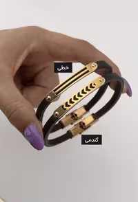 دستبند چرم پلاک طلایی مردانه 723
