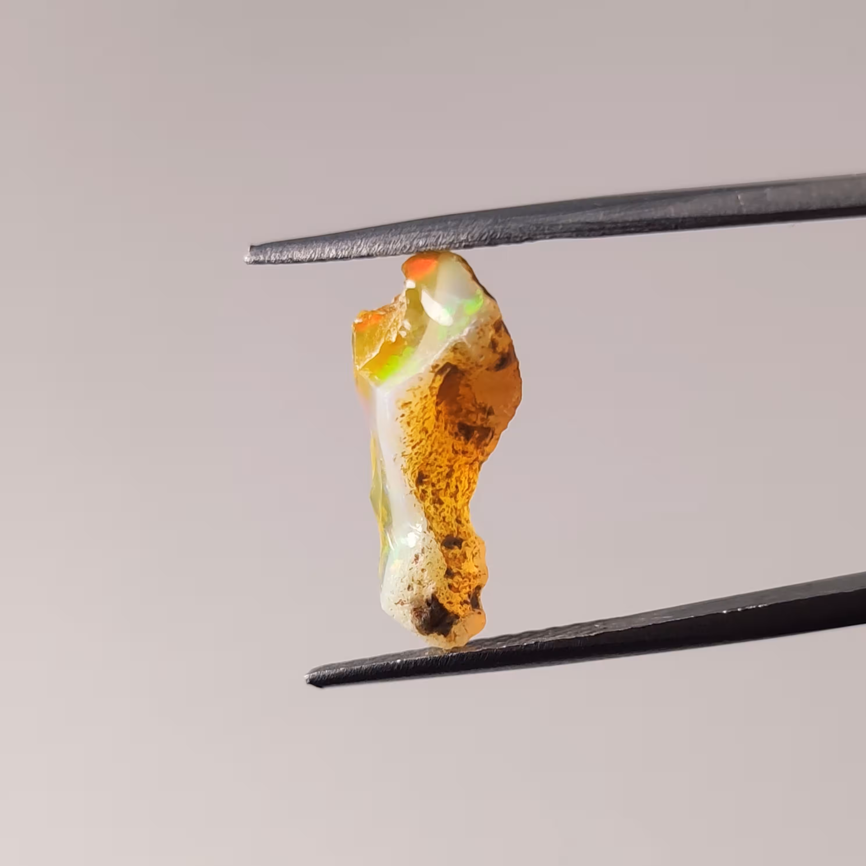 راف سنگ اپال ( اوپال ) معدنی کشور اتیوپی               