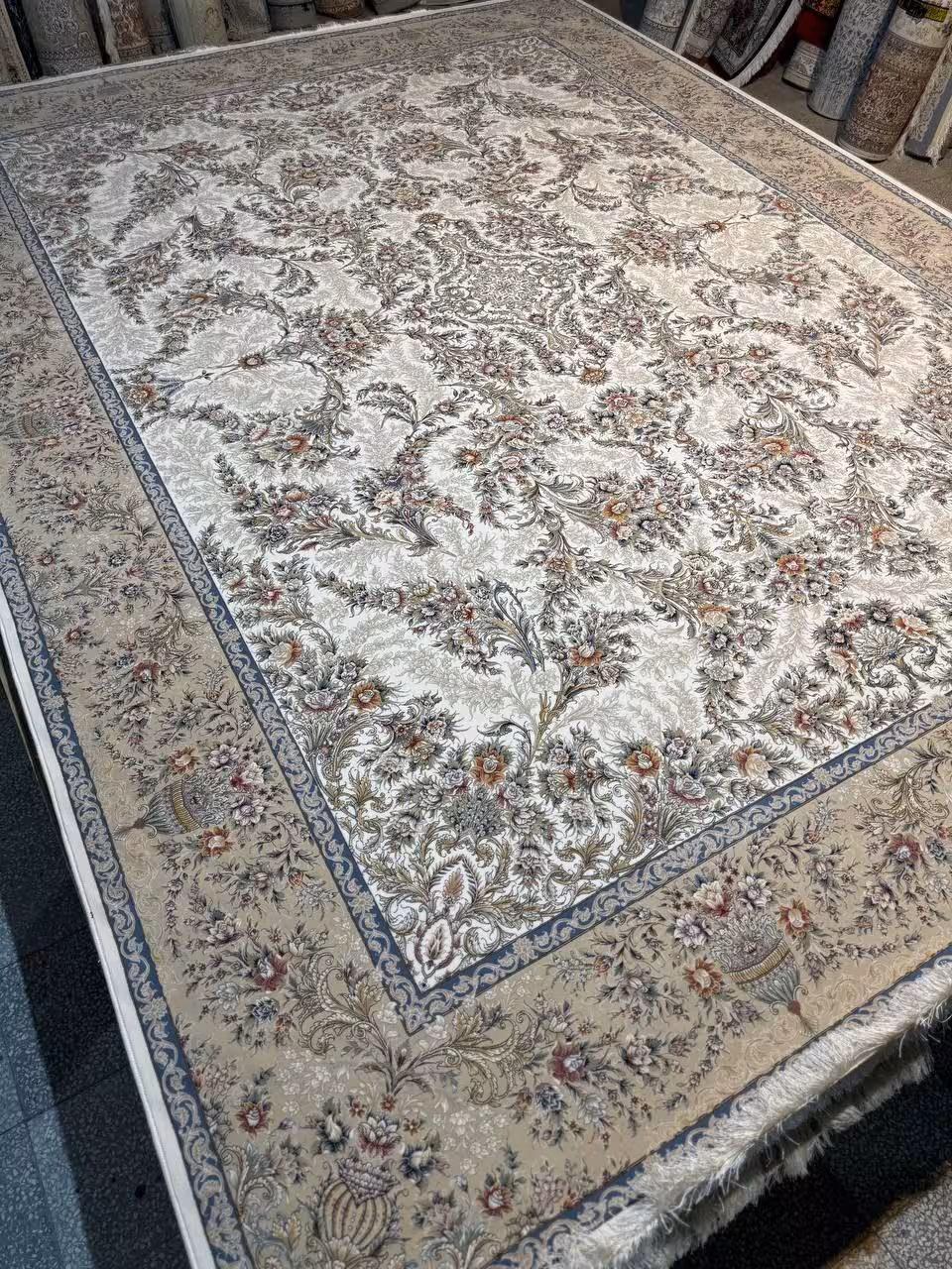 فرش 12متری اکرولیک کاشان 1200 شانه تراکم H 3600