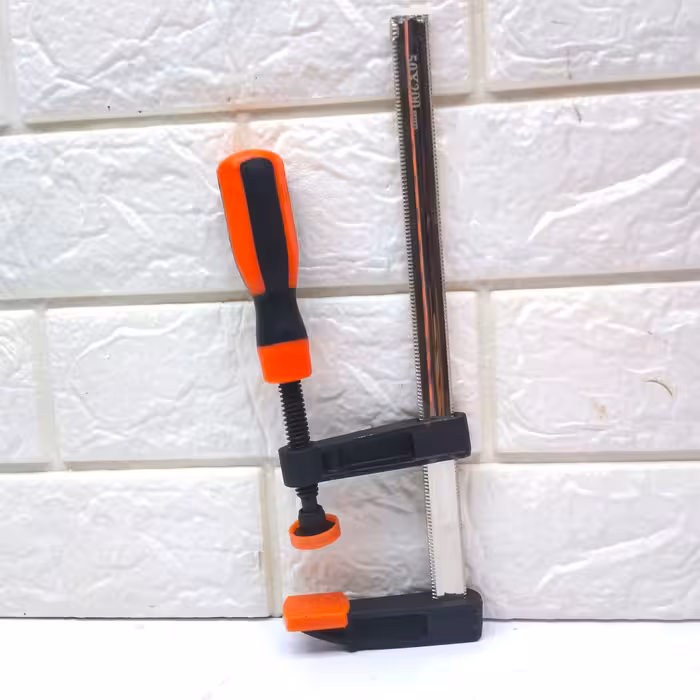 گیره پیچ دستی موبینس مدل 250x50 کد DIN5117  