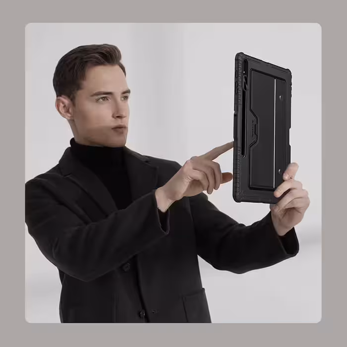 کیف کلاسوری کیبورد دار نیلکین مدل Bumper Combo Keyboard مناسب برای تبلت سامسونگ Galaxy Tab S8 Plus (S8 )/ S8 Plus 5G/ S7 FE/ S7 Plus