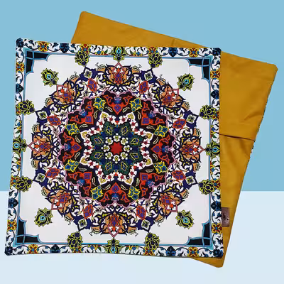 رومیزی کد 71526 به همراه کوسن