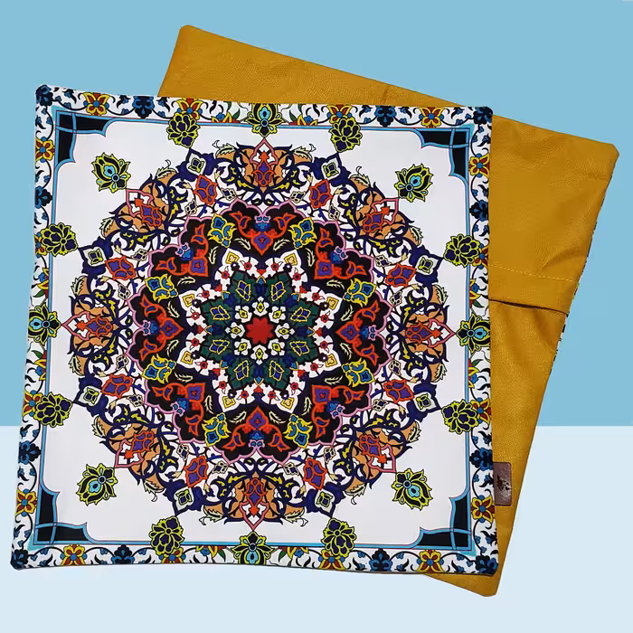 رومیزی کد 71526 به همراه کوسن