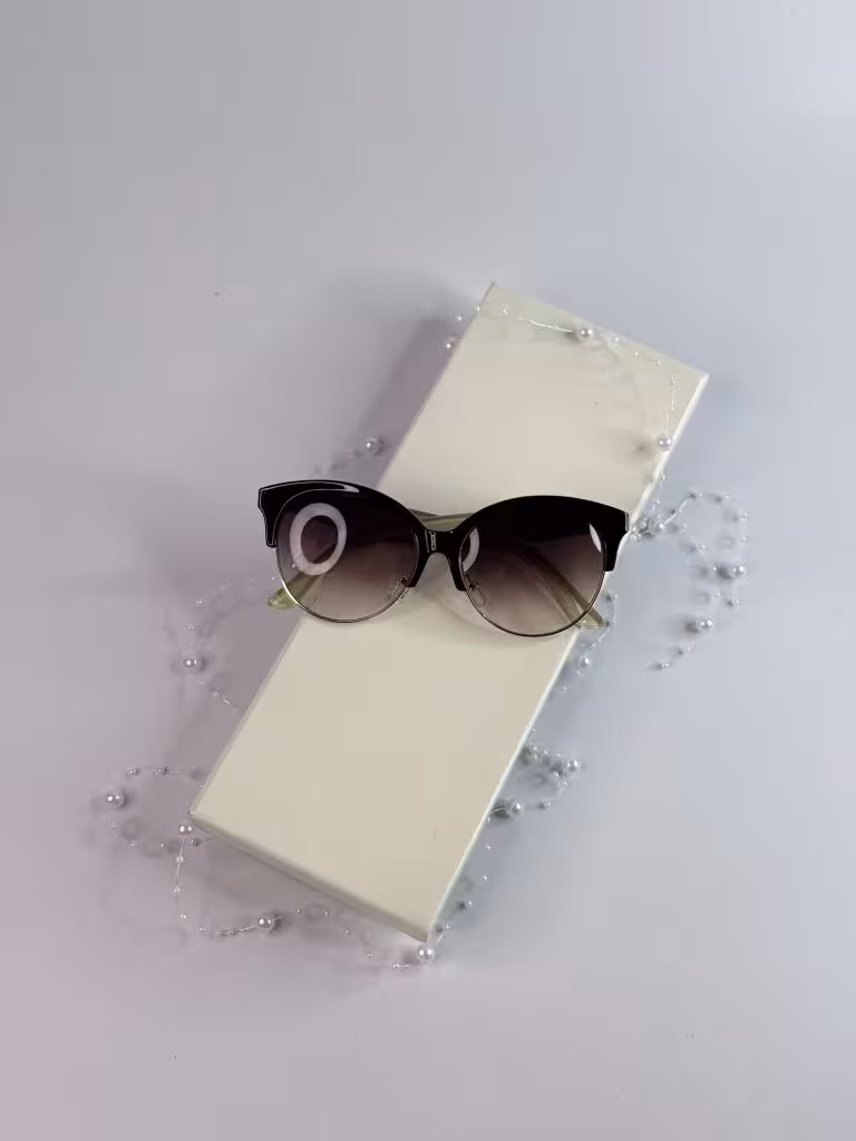 عینک افتابی برند Gucci زنانه دخترانه کلاسیک یووی 400