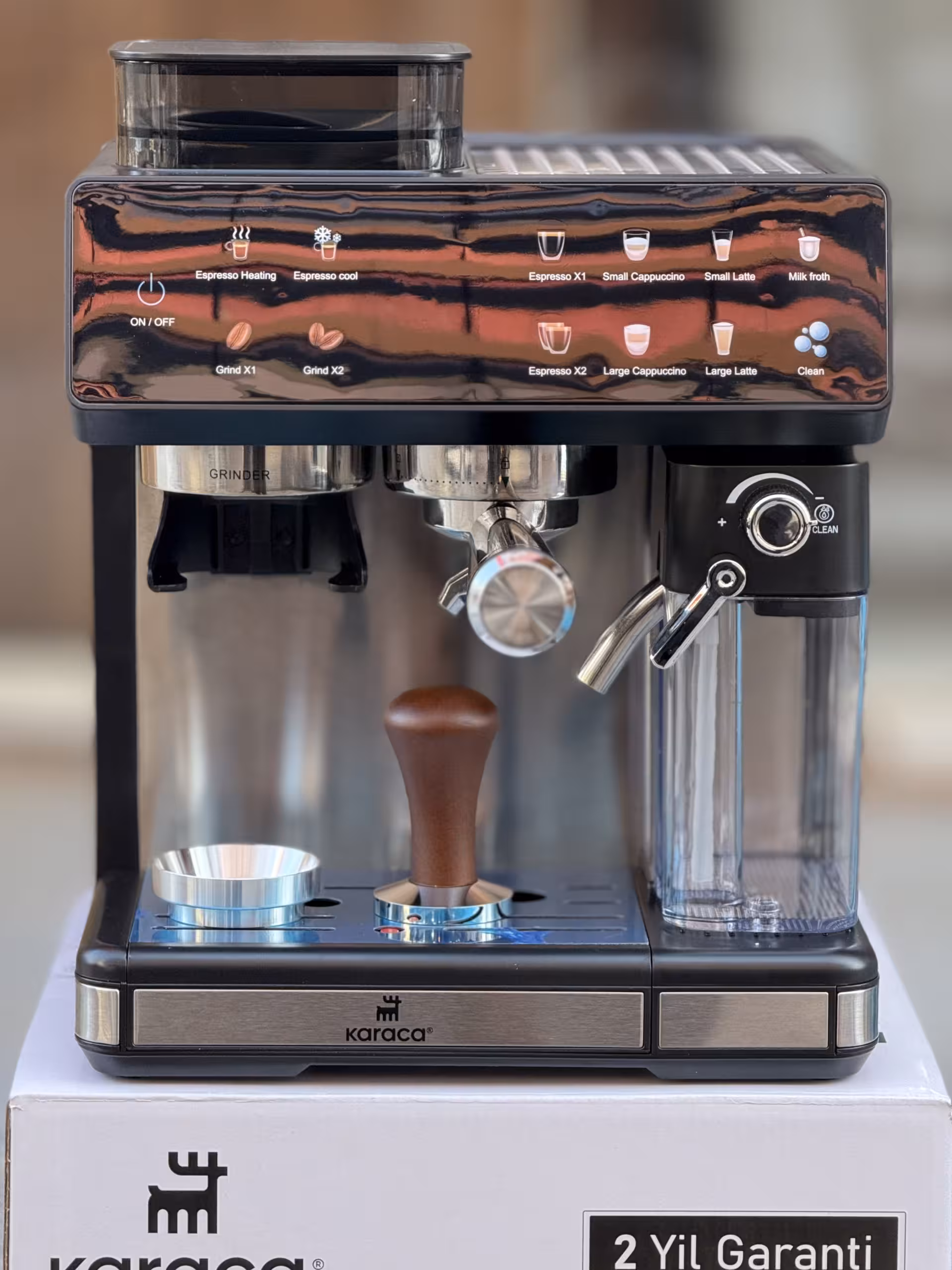 اسپرسوساز حرفه‌ای کاراجا ترکیه مدل EM3442