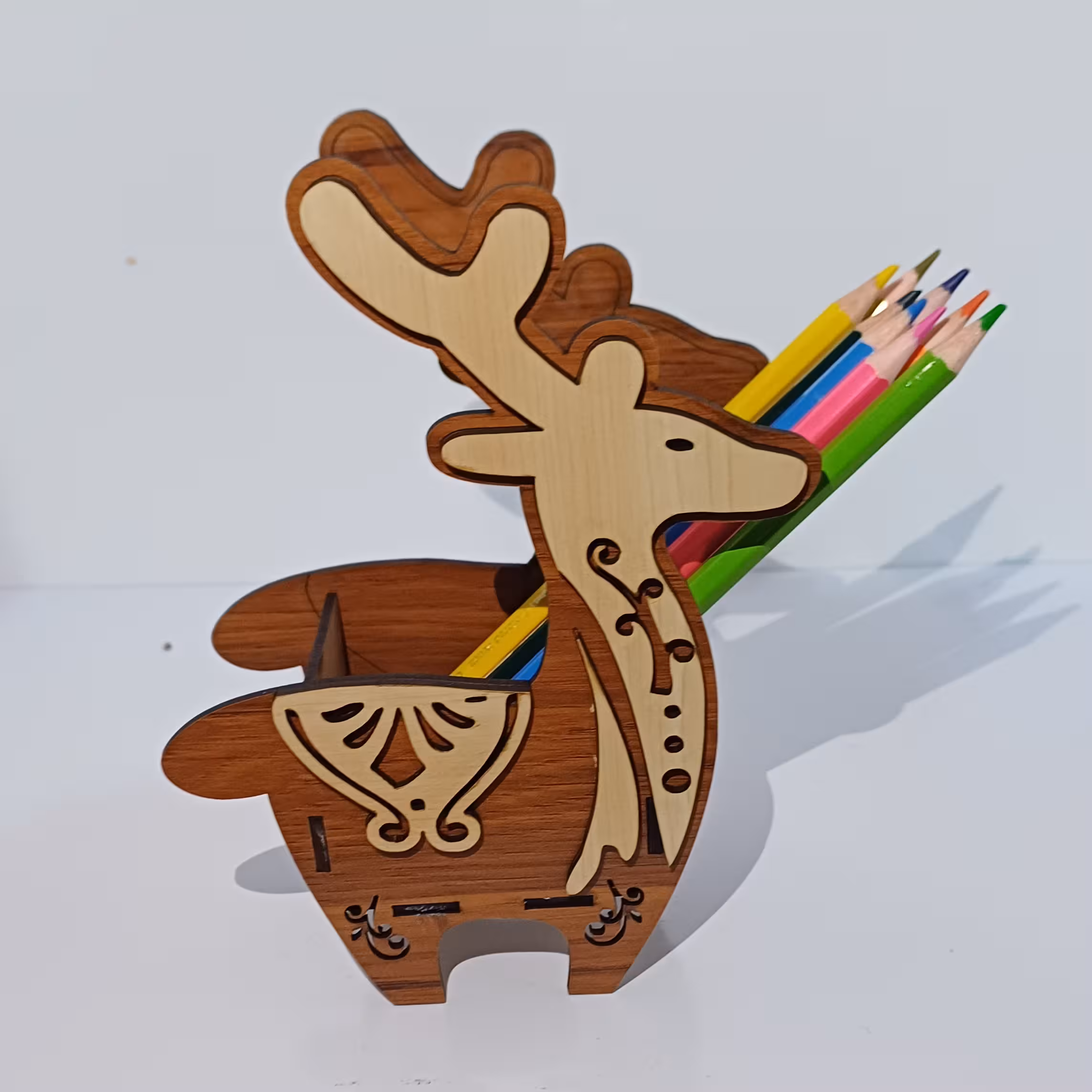 جامدادی رومیزی گوزن 