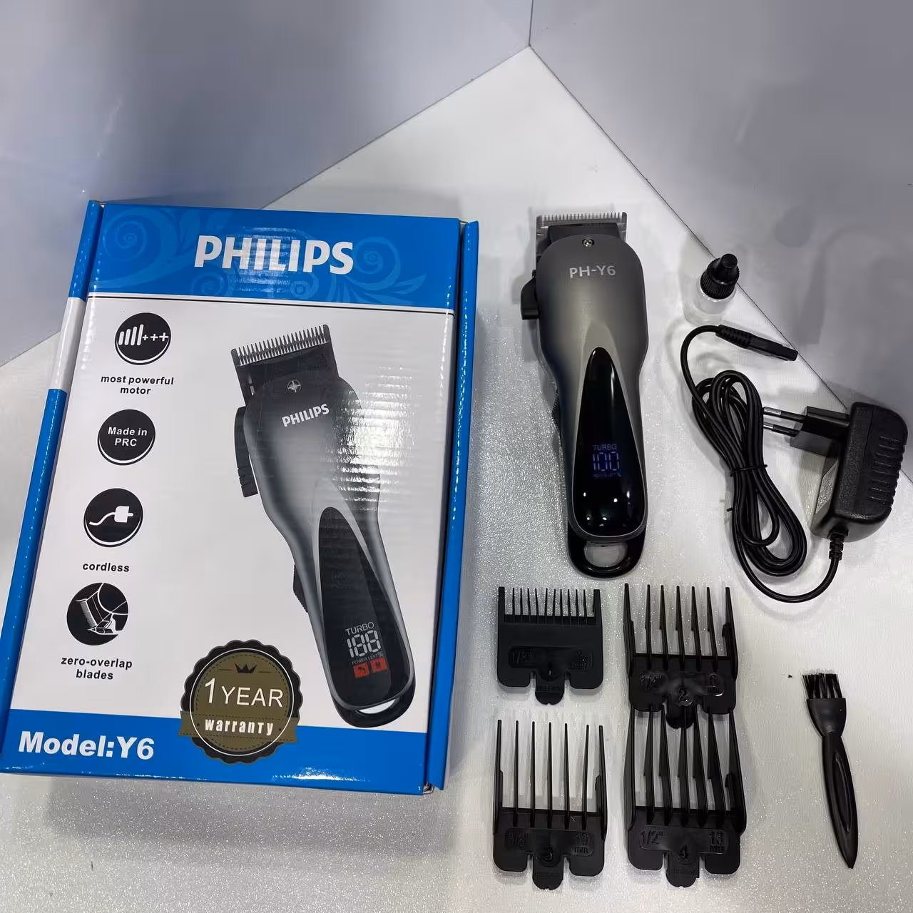 ماشین اصلاح فیلیپس مدل Y6