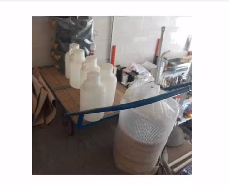 گاری 4 چرخ ( ساخت تمام انواع گاری ها و ترولی های سفارشی شما در کمترین زمان ممکن)