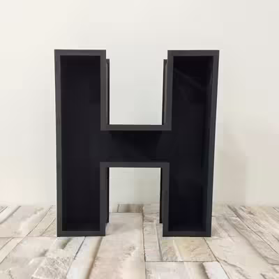 باکس گل مدل حرف H