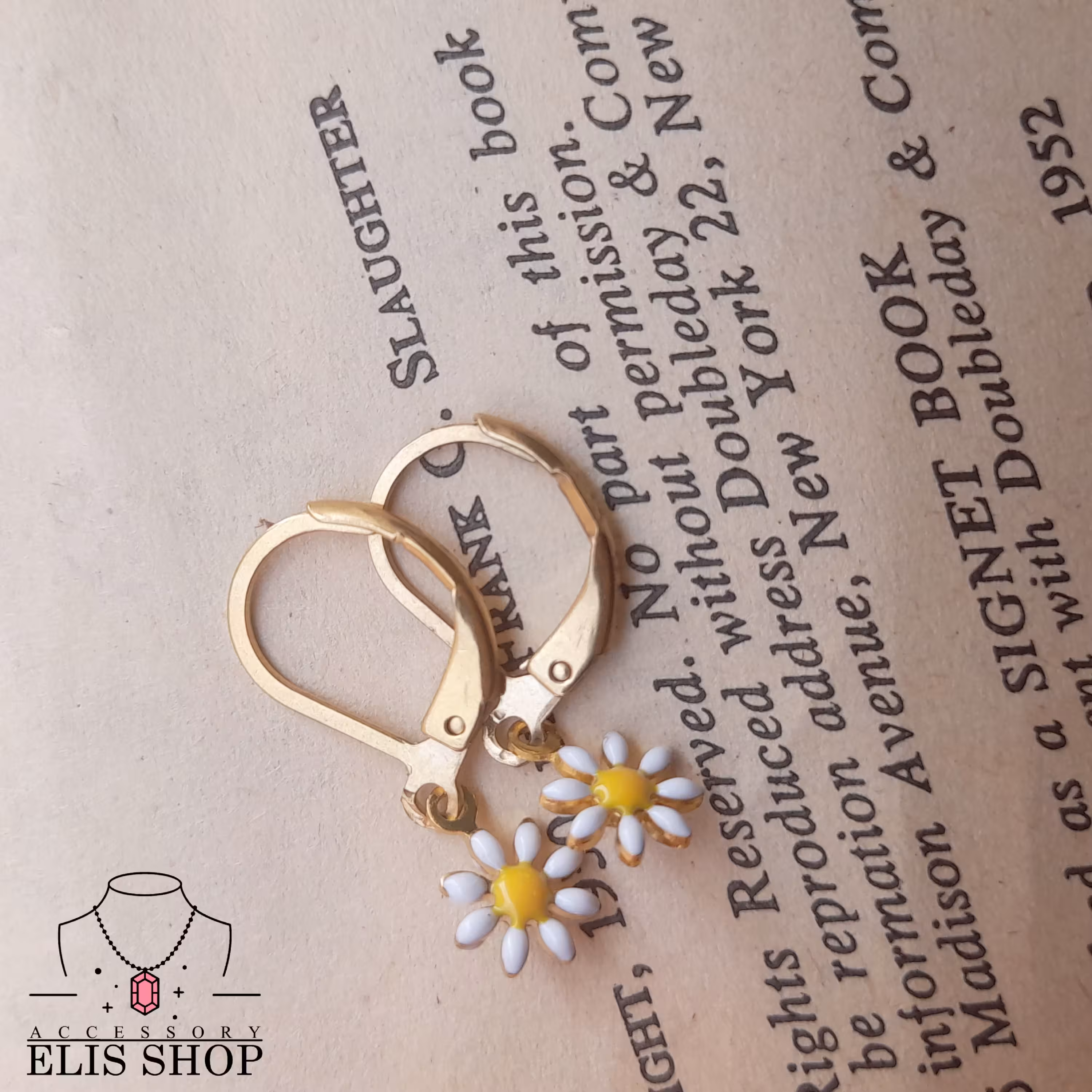 گوشواره بابونه