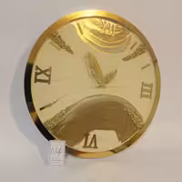 ساعت دیواری رزینی  رینگ دار طرح روسی کرم قهوه ای قطر60