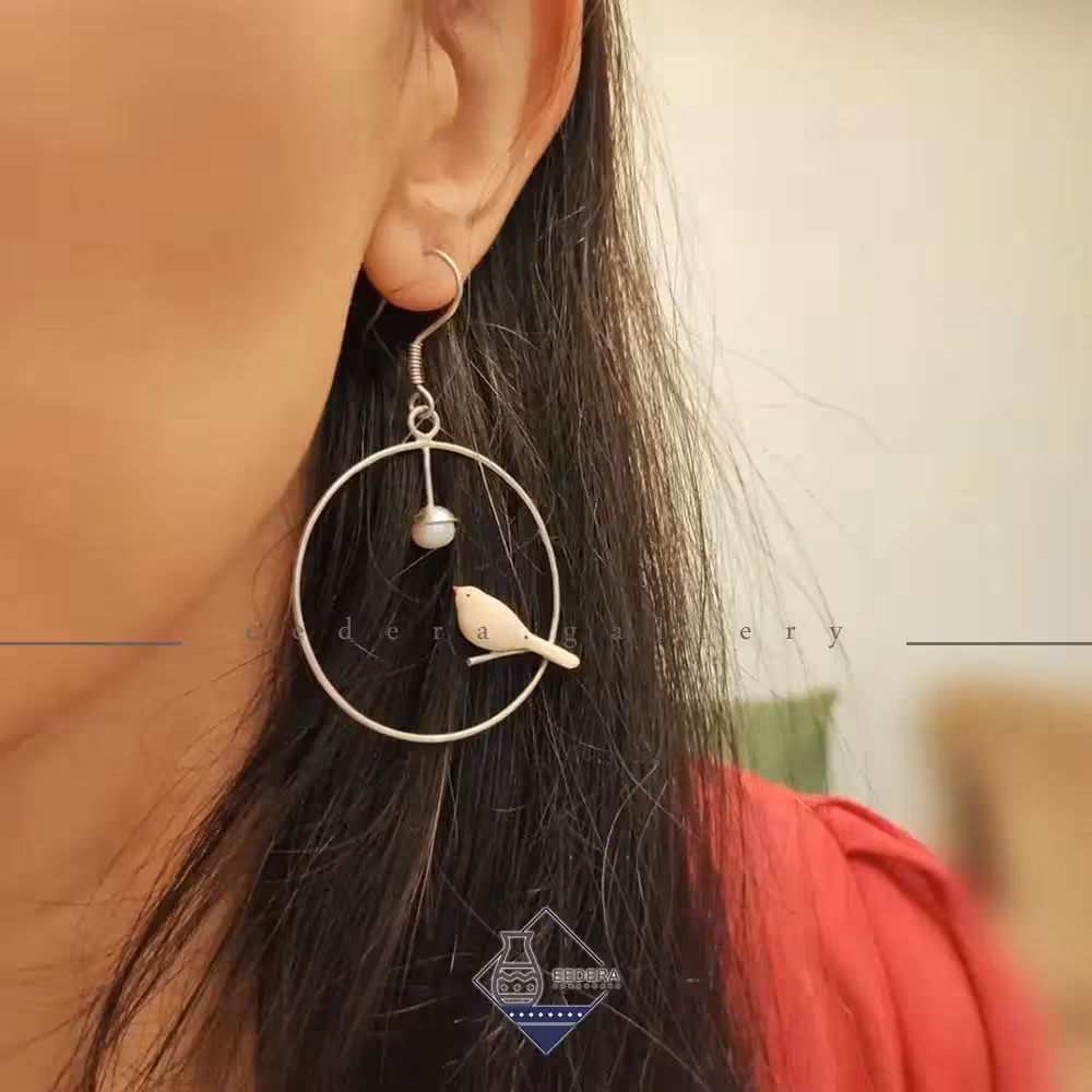 گوشواره نقره و مروارید تک پرنده  (باجعبه مخصوص، وزن 4.5 گرم، عیار 925 ‘)