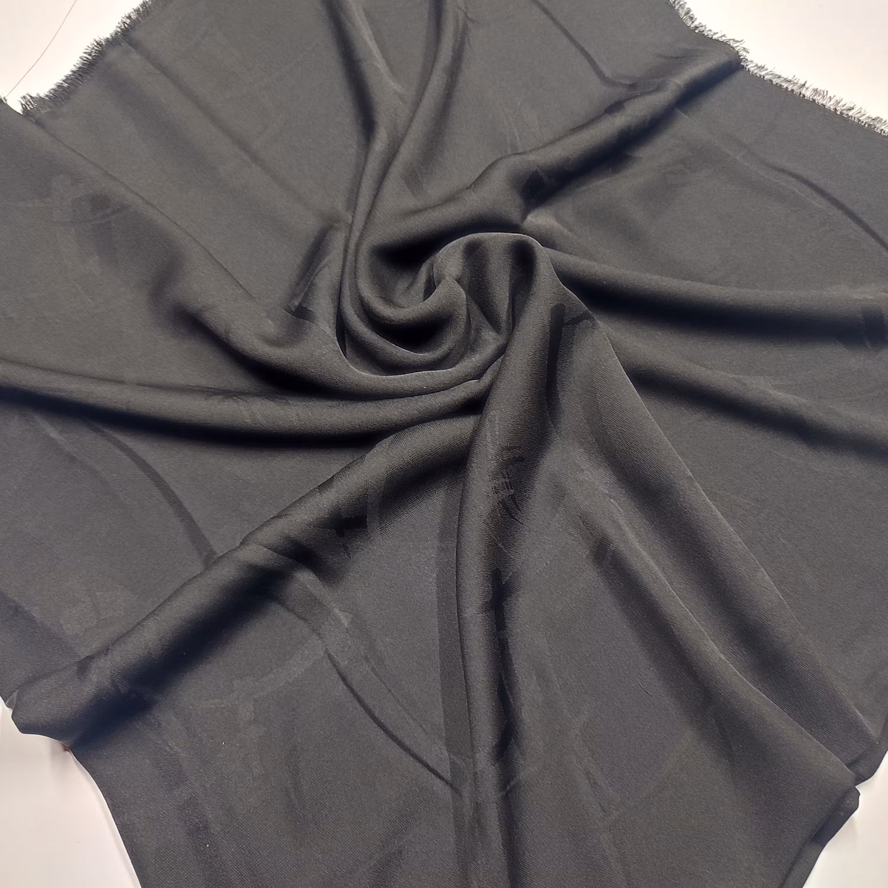 روسری حریر نخ 