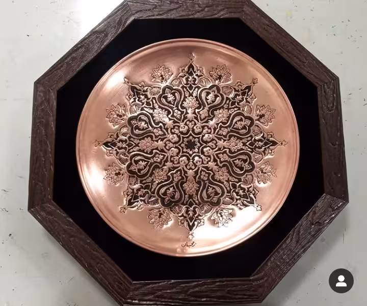 سینی قلمزنی مسی طرح اسلیمی کد 102151