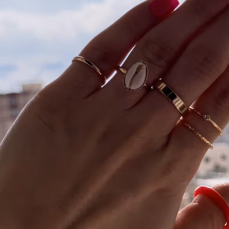 نیم ست انگشتر و گوشواره صدف  بسیار شیک 