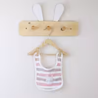 پیش بند طرح راه راه خرگوش برگ سبز BARGE SABZ