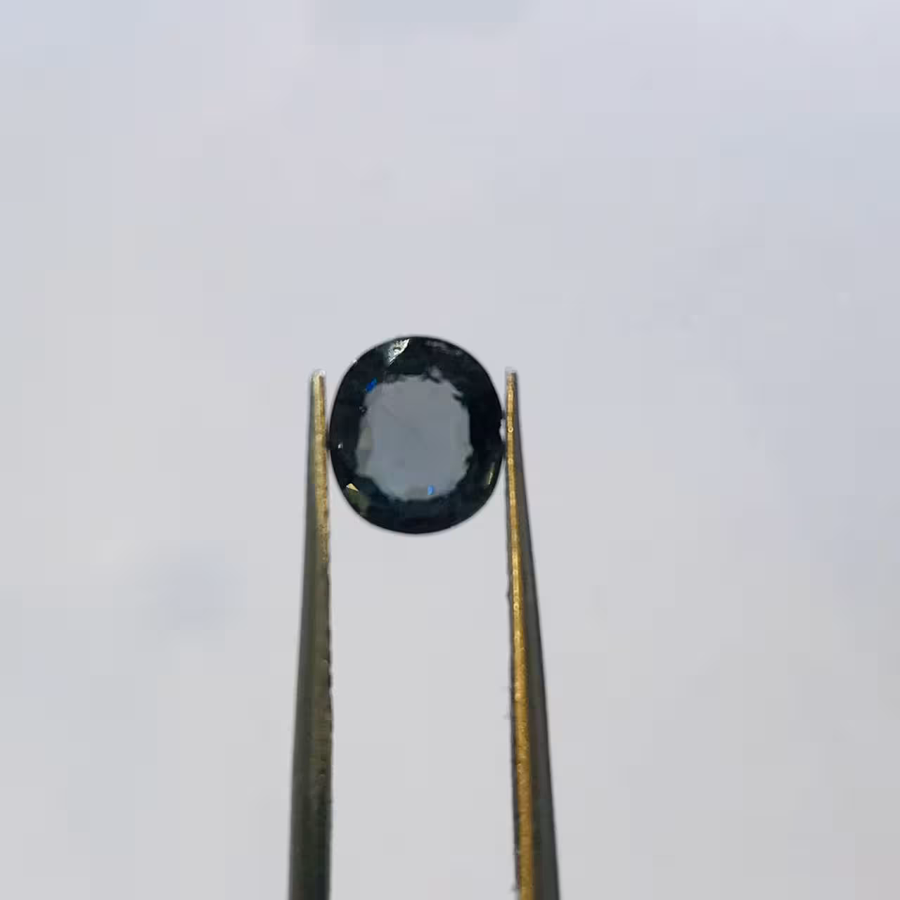 نگین اسپينل يا لعل اصل سایز 7*6