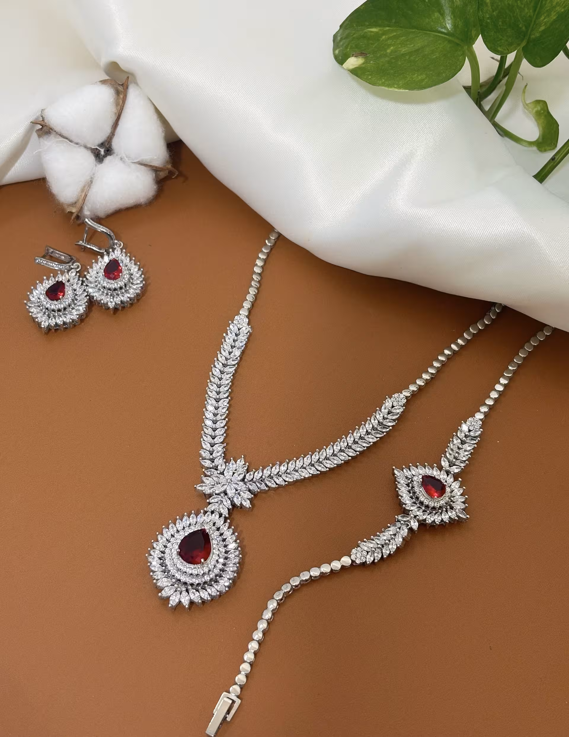 سرویس نقره سلطنتی یاقوت سرخ جواهری زنانه کد 60776