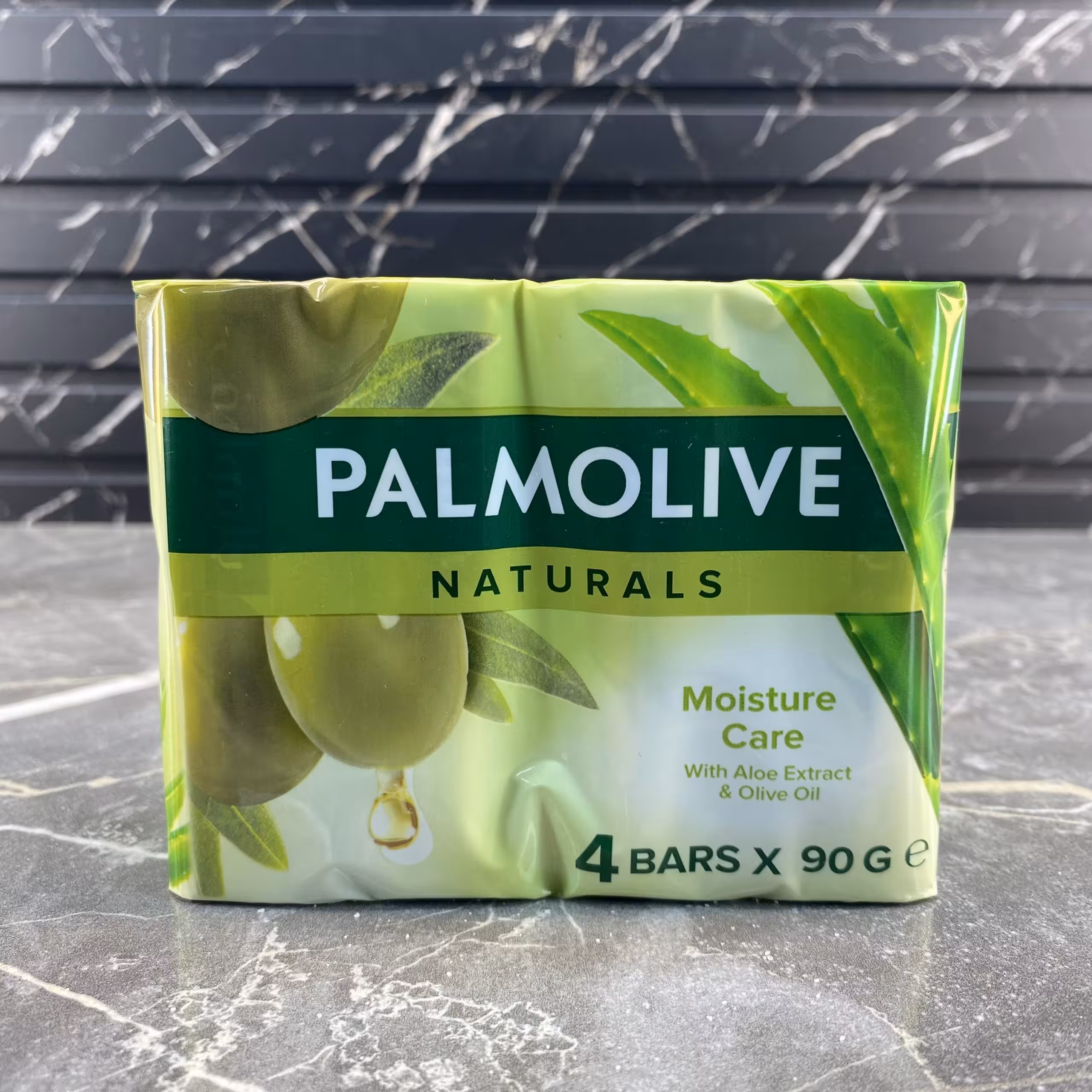 صابون پالمولیو مدل Moisture Care حاوی عصاره آلوئه ورا و روغن زیتون بسته 4 عددی 90 گرمی
