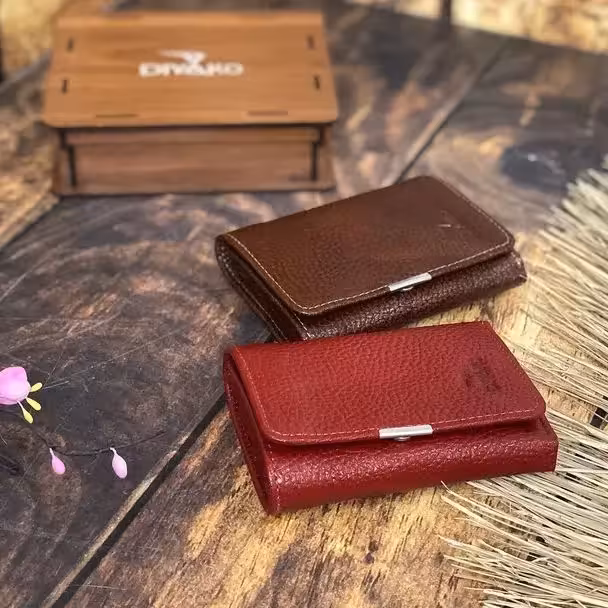 کیف پول اسپرت شرانگ همراه با جعبه چوبی