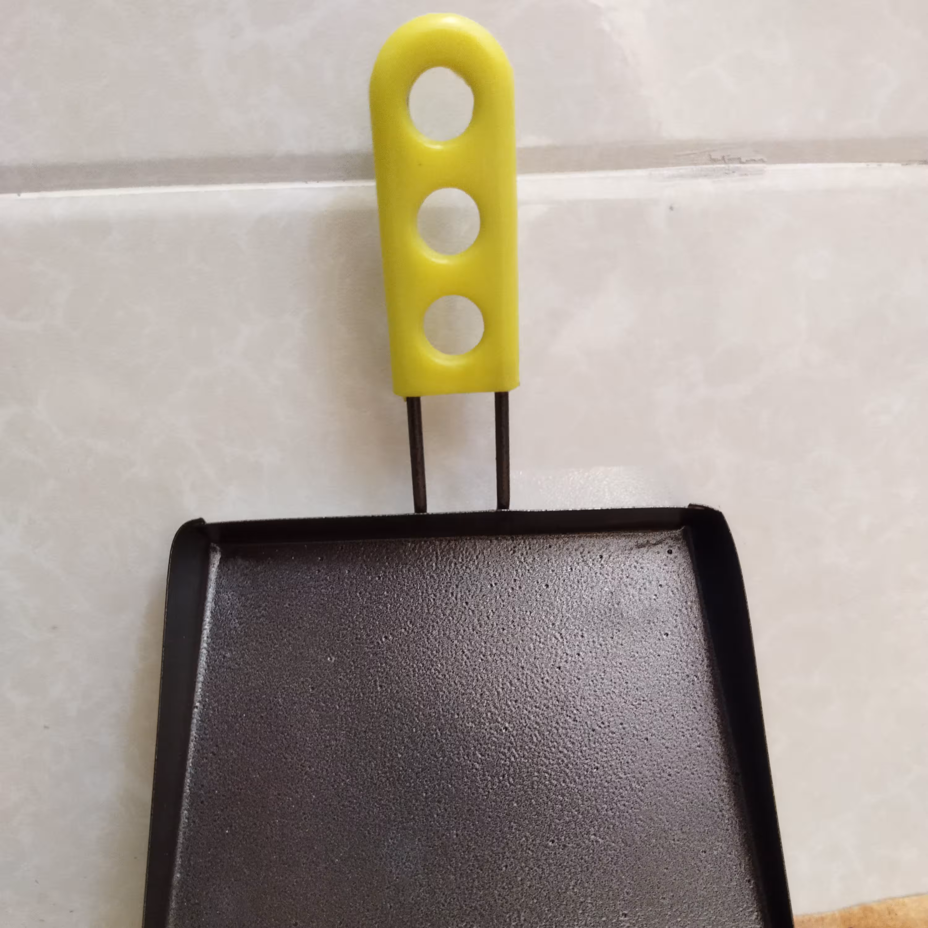 خاک انداز فلزی 