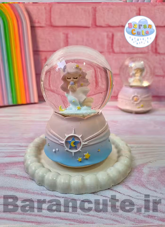 گوی موزیکال برفی چراغ دار (سایز متوسط) طرح فرشته مو صورتی